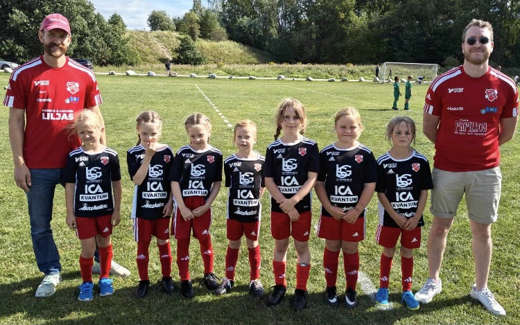 Dags för Fotbollens Dag - då vill Sala-Heby Fotboll ha lagbilder!