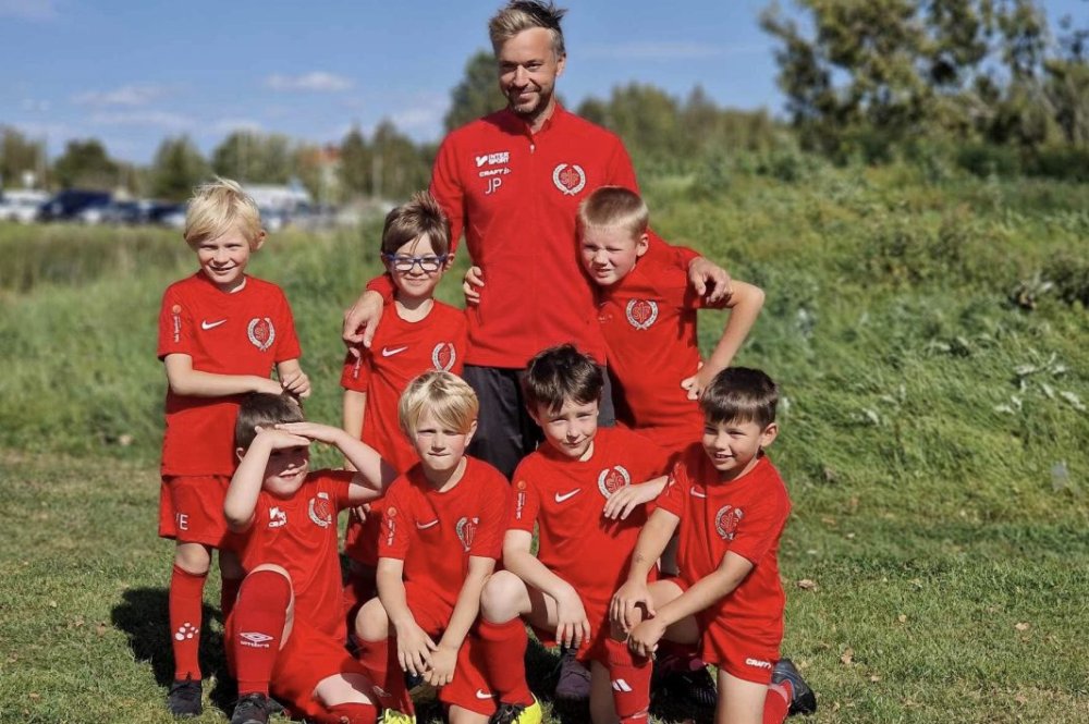 Ett gäng debutanter ska spela Julcupen på trettondagen
