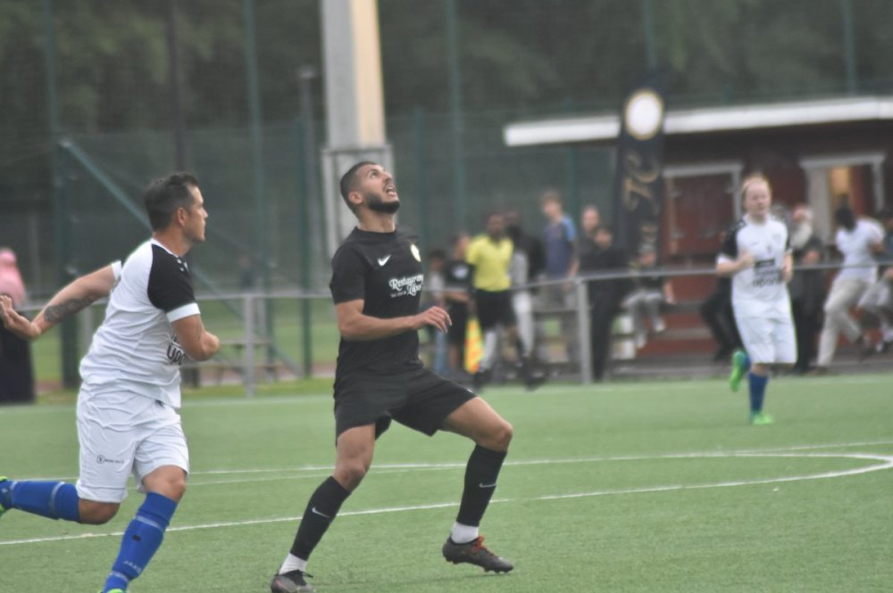 Spelfri nationaldag - men det matchas lördag och söndag Spelfri nationaldag - men det matchas lördag och söndag