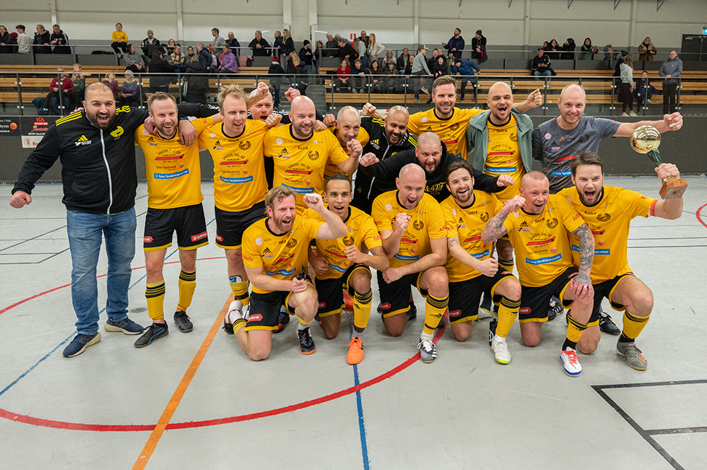 Heby AIF fixade en ny titel i Julcupen - ”Vi har en skön mix i laget” Heby AIF fixade en ny titel i Julcupen - ”Vi har en skön mix i laget”