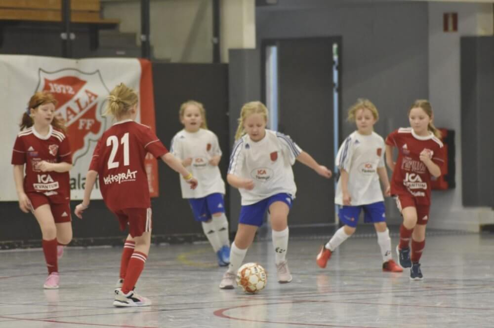 Sala FF har som väntat flest lag med i Julcupen Sala FF har som väntat flest lag med i Julcupen