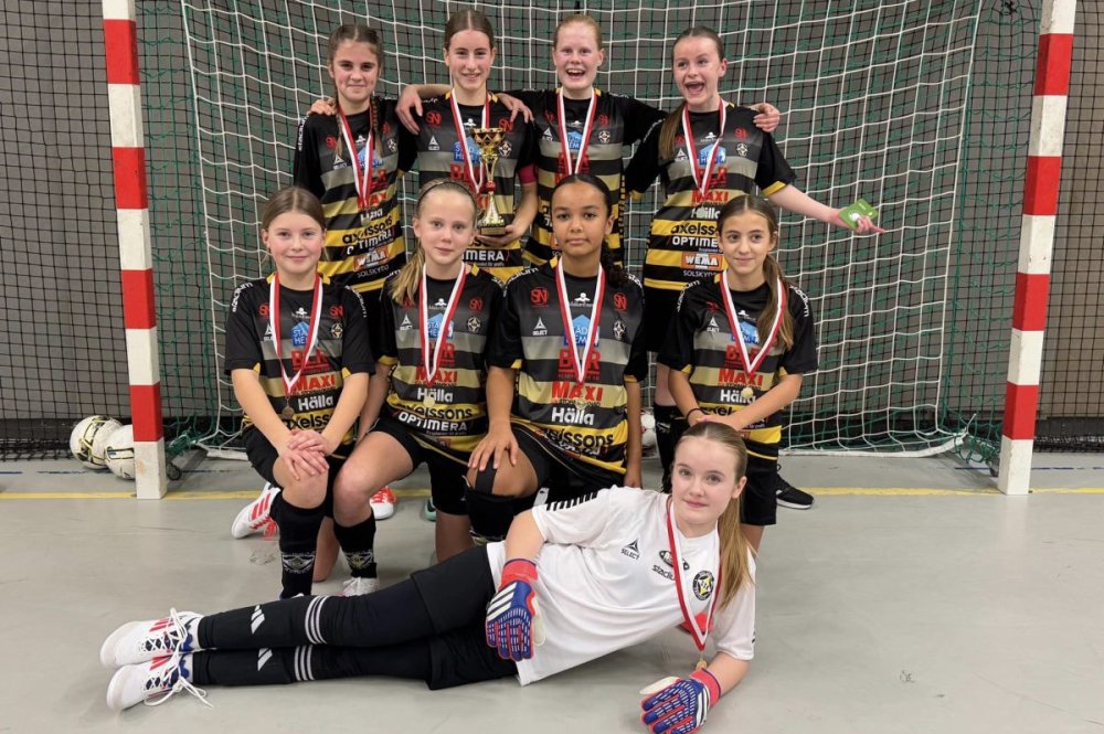 Skiljebo SK gick hela vägen i Julcupen för flickor födda 2012