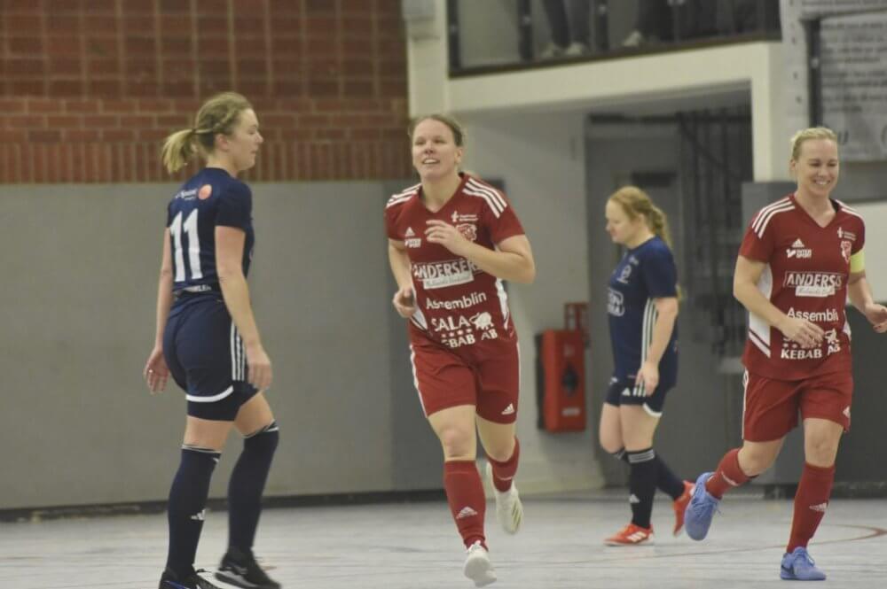 Bildspel: Fler bilder från nyårsaftons Julcup för veteraner Bildspel: Fler bilder från nyårsaftons Julcup för veteraner