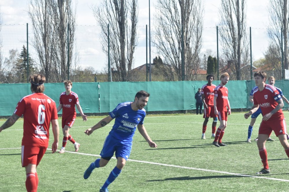 Kryss i division 5-derby inför storpublik - ”Får vi vara nöjda med” Kryss i division 5-derby inför storpublik - ”Får vi vara nöjda med”