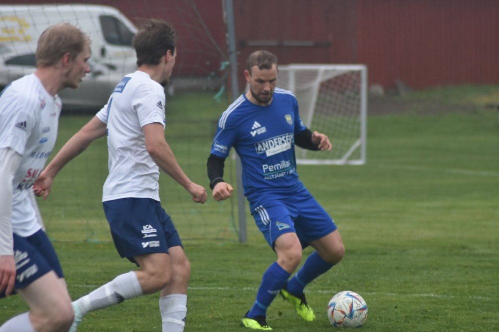 Boström fyramålsskytt i derbyt på Norrbyliden - ”Okej insats” Boström fyramålsskytt i derbyt på Norrbyliden - ”Okej insats”