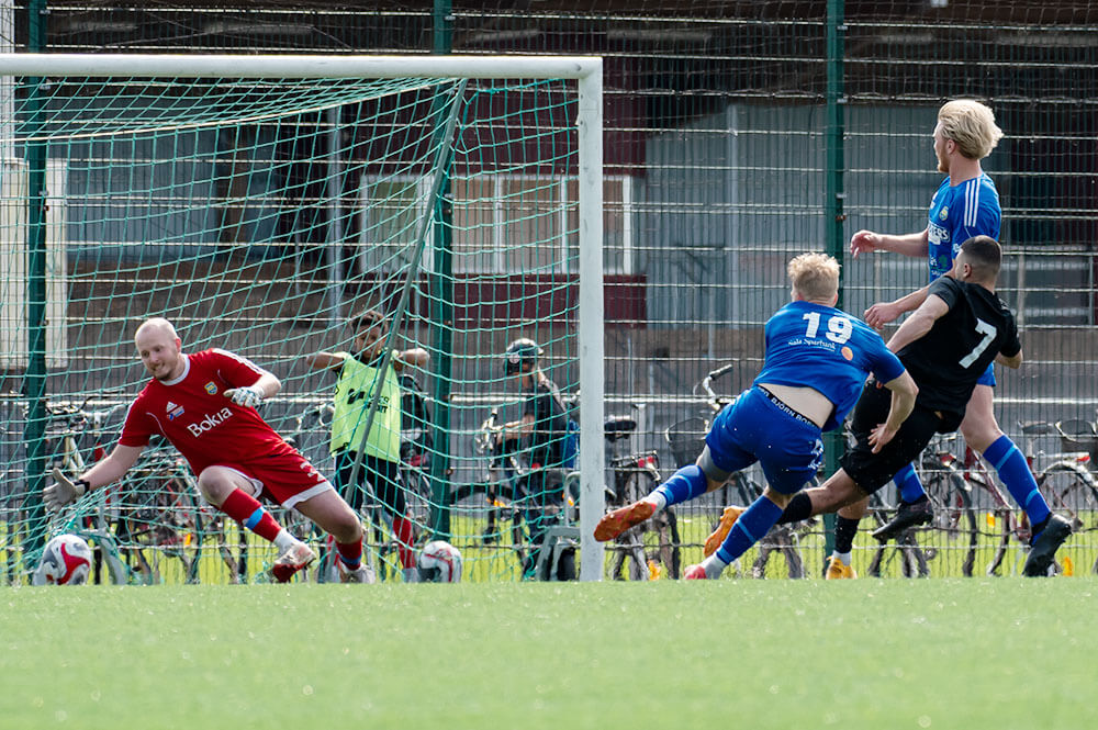 Storpublik såg Åkra FC segra i derbyt mot Norrby SK - "Jag är rätt så nöjd"