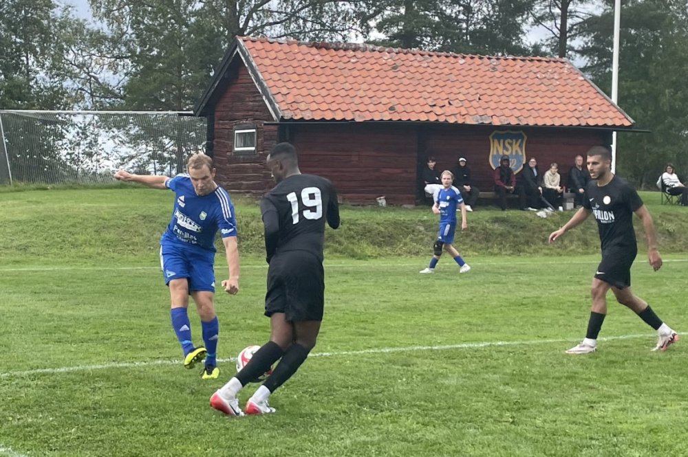 Norrby SK starkast i det viktiga derbyt - som spårade ur i slutet