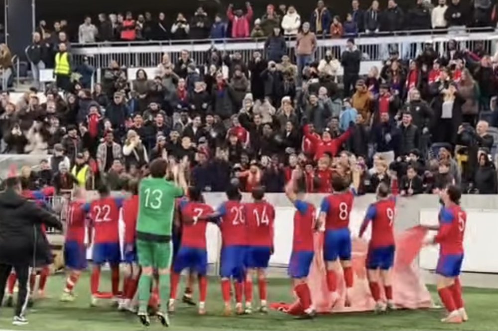 Cupguldet till Unik FK - som Heby AIF föll mot