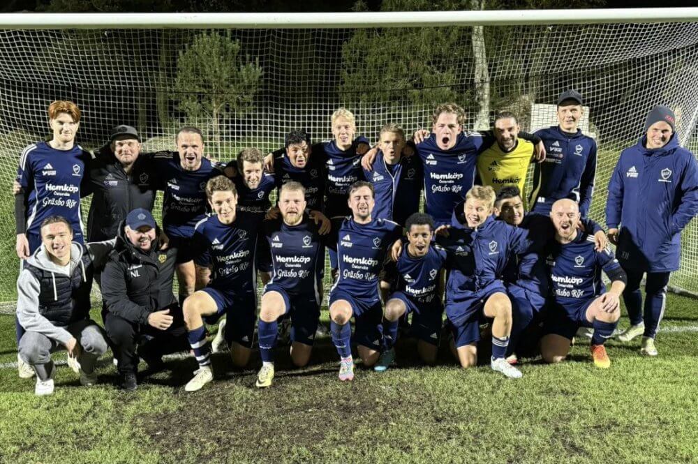 Östervåla IF säkrade kontraktet hemma på Lundavallen - "Man är både glad och tom" Östervåla IF säkrade kontraktet hemma på Lundavallen - "Man är både glad och tom"