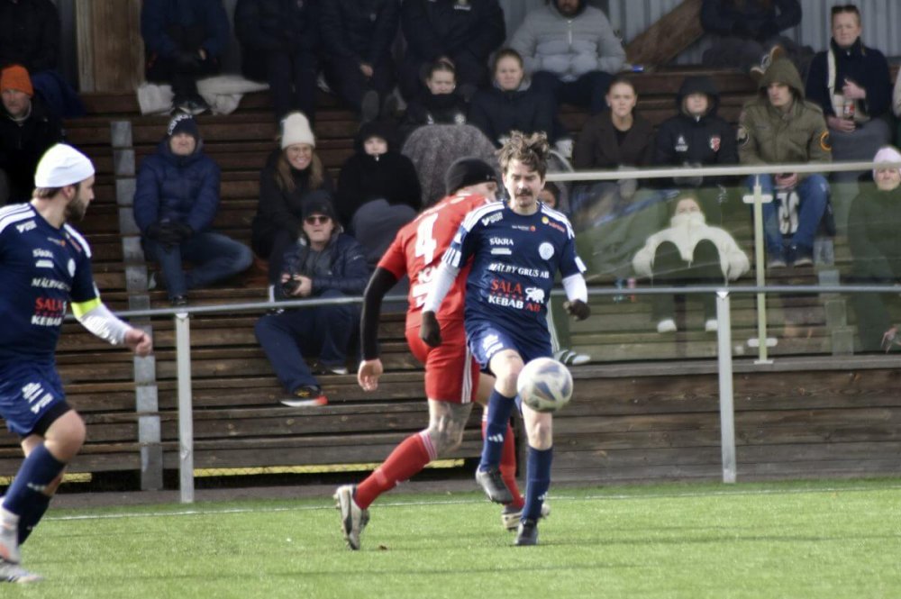 SFF spelar första bortamatchen - Vaik möter topplag hemma