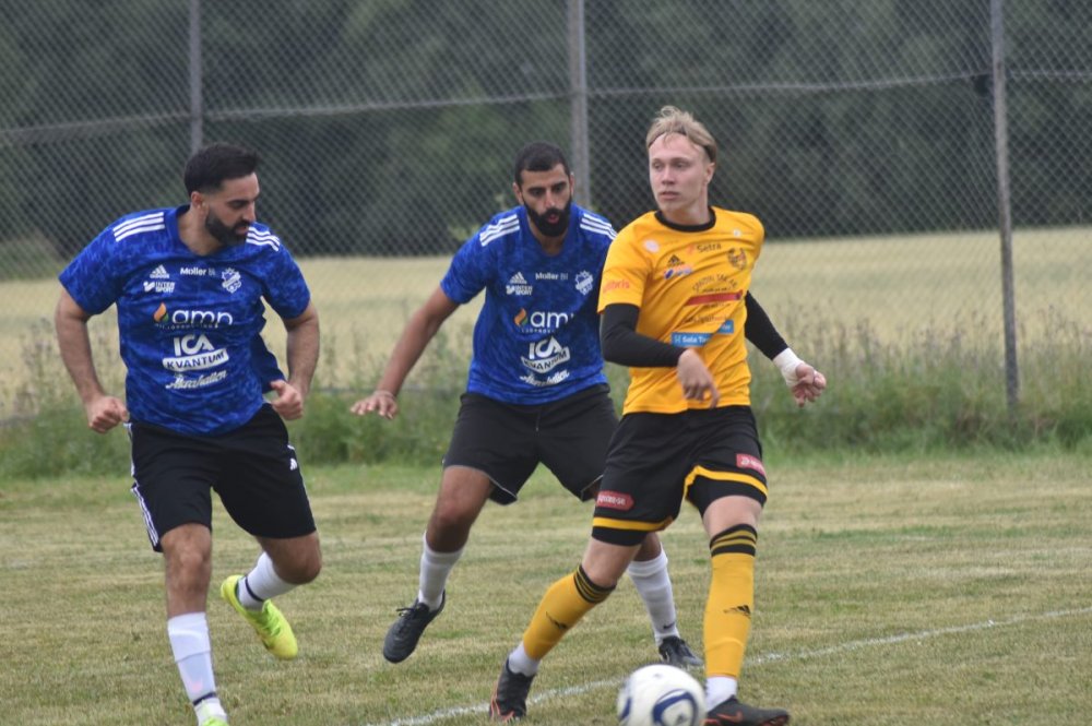Fotbollen kör i gång på allvar - här är veckans spelschema Fotbollen kör i gång på allvar - här är veckans spelschema