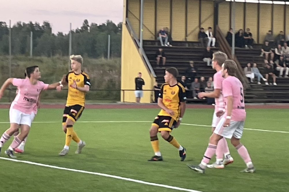 Krönika: "Allt kan hända, bollen är rund och så vidare - men..." Krönika: "Allt kan hända, bollen är rund och så vidare - men..."