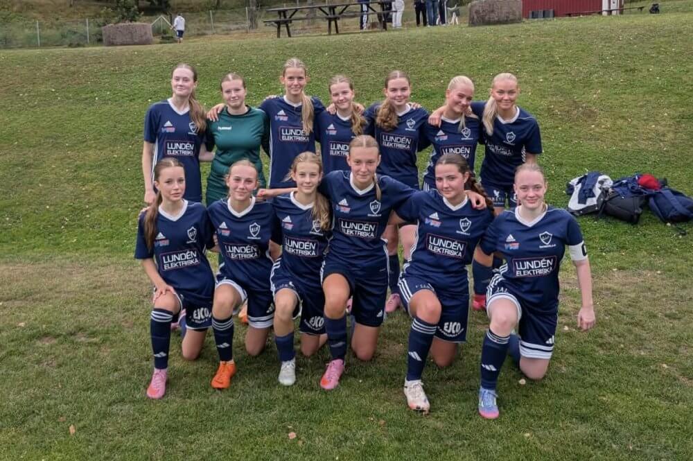 Cupdebuten utomhus slutade med en fjärde plats för ÖIF:s juniorer Cupdebuten utomhus slutade med en fjärde plats för ÖIF:s juniorer
