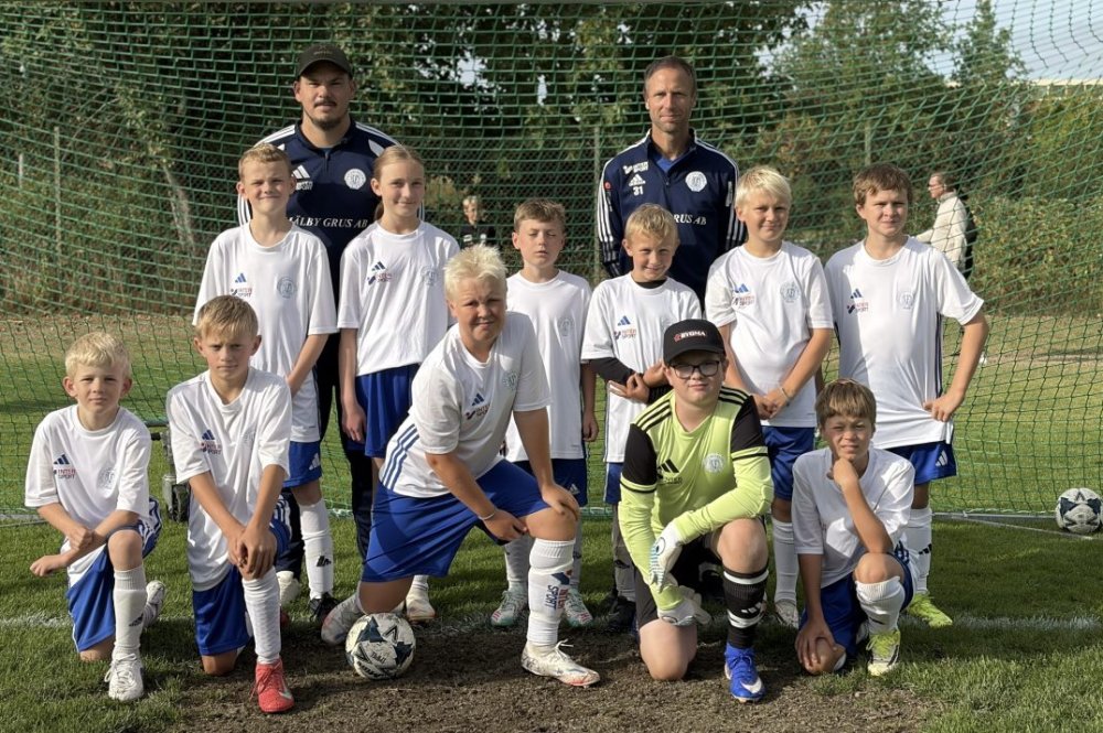 Ungdomskollen: Västerfärnebo AIK P15 är först ut - ”Efter höstlovet kör vi i gång” Ungdomskollen: Västerfärnebo AIK P15 är först ut - ”Efter höstlovet kör vi i gång”