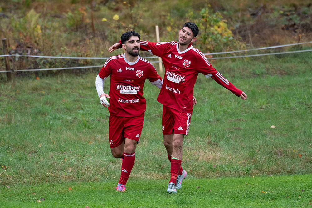 Bildspel: Så såg det ut när Sala FF säkrade division 5-platsen Bildspel: Så såg det ut när Sala FF säkrade division 5-platsen