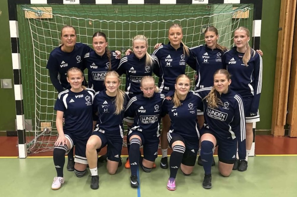 Helgens matcher är tillbaka - det ska ju spelas futsal Helgens matcher är tillbaka - det ska ju spelas futsal